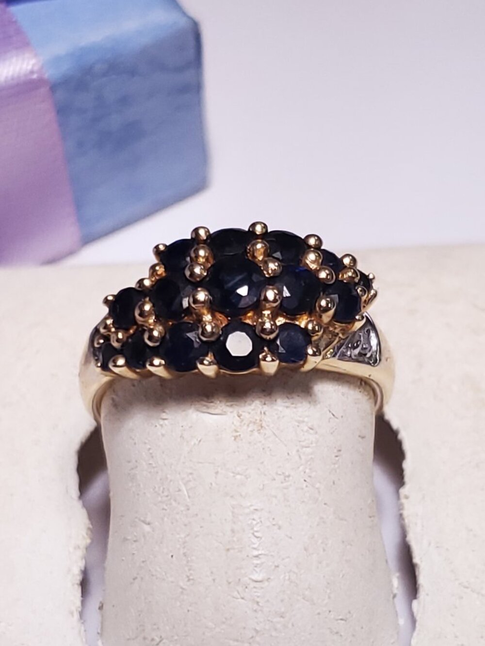 Estate 1.00ctw Natural Rd Sapphire & Diamond 3 row 10Kt Y/G S-6.25 Ring #24211